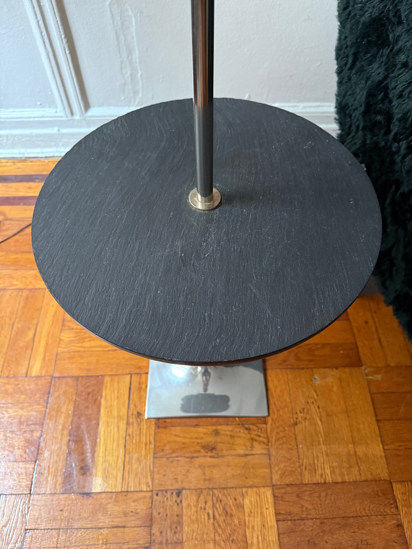 1970s Laurel Lamp Co. chrome and slate floor lamp with circular cocktail table