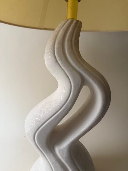 1980s postmodern sculptural wavy white textured ceramic table lamp