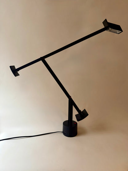 Italian tizio table lamp by Richard Sapper for Artemide